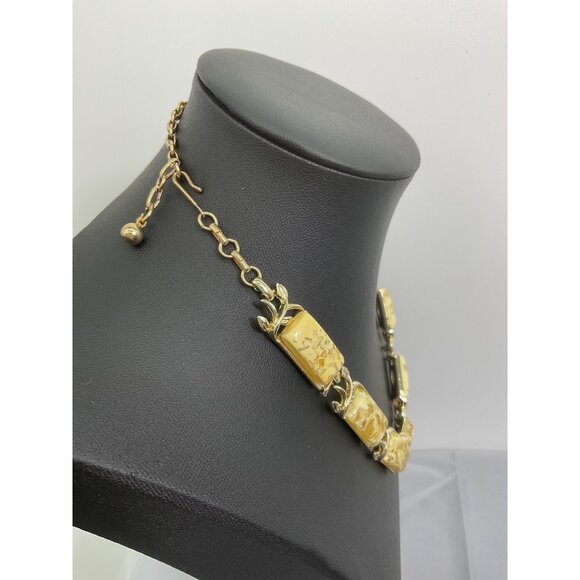 Vintage Coro Necklace & Earrings Set With Yellow Marbled Design - Picture 5 of 8